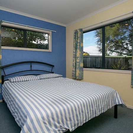 Laid Back On Lakewood - Taupo Holiday Home Exteriör bild